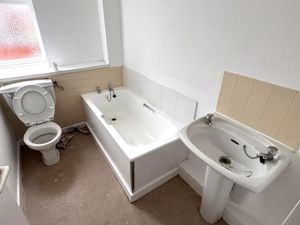 Photo 8- click for photo gallery